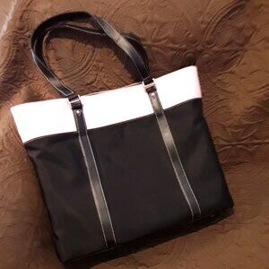 Mobile Edge Susan G. Komen Laptop Bag